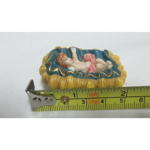 Scott's Porcelain Nativity Set 11 Piece Christmas Set with Wood Base Boxed - Picture 11 of 13